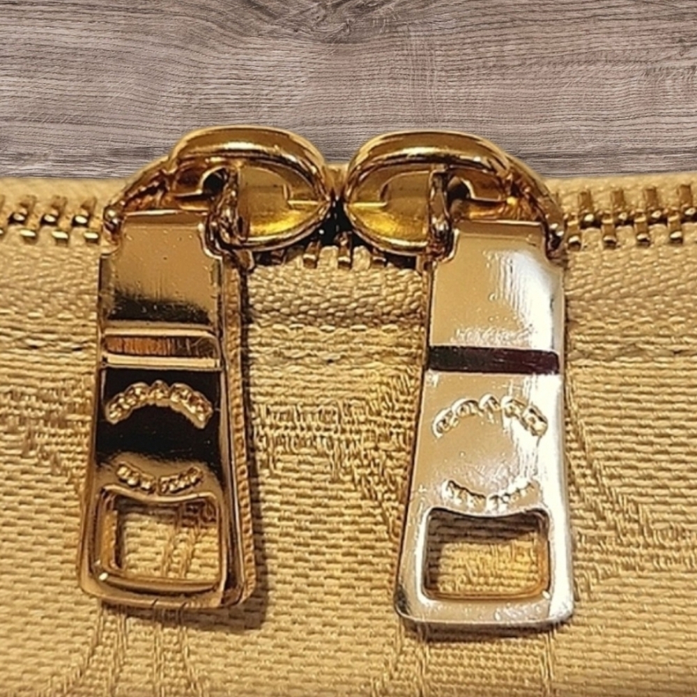 SALE Coach Celeste Convertible Hobo/Shoulder/Crossbody Bag Khaki/Chalk Handbag - Picture 8 of 12